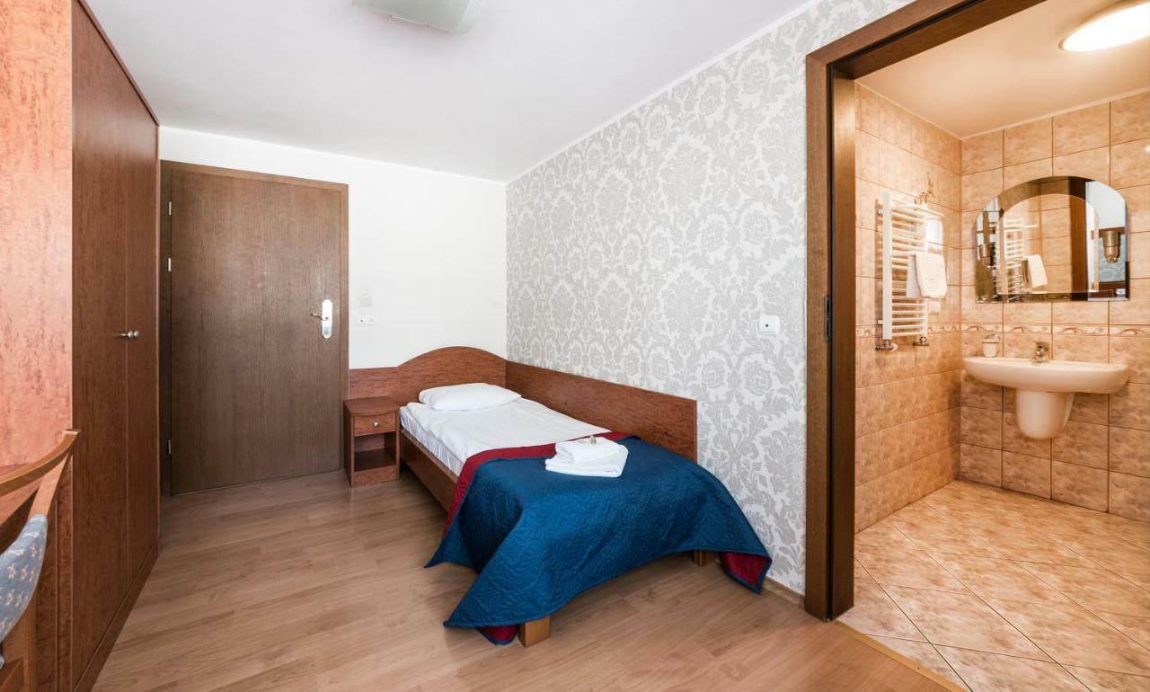 Gosciniec Witomino Bed and Breakfast Gdynia Exteriör bild